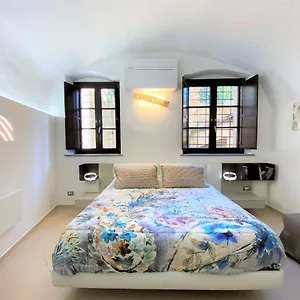 https://violante-house-appartamento-in-centro-storico.it-tuscanyhotel.com